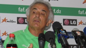 خليلوزيتش يستقبل بالورود في البليدة ويضبط تشكيلة غامبيا