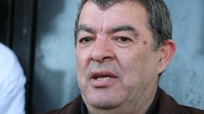 حناشي‭ ‬يشيد‭ ‬بعمل‭ ‬روراوة‮..‬‭ ‬ويطالب‭ ‬أبناء‭ ‬منطقة‭ ‬القبائل‭ ‬بالالتفاف‭ ‬حول‮ ‬فريقهم