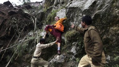 Séisme dans l'Himalaya: 79 morts, selon un nouveau bilan