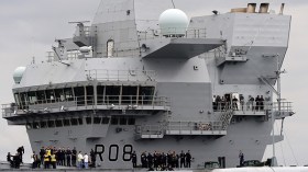 روسيا تسخر من حاملة طائرات بريطانية جديدة