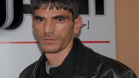 استعبدتني‭ ‬عجوز و استغلني ‬مشعوذ‭ ‬ووالدي رفض الإعتراف بي