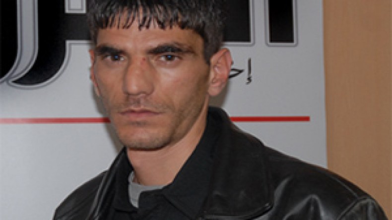 استعبدتني‭ ‬عجوز و استغلني ‬مشعوذ‭ ‬ووالدي رفض الإعتراف بي