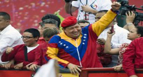 Venezuela: Chavez dépose sa candidature pour la présidentielle