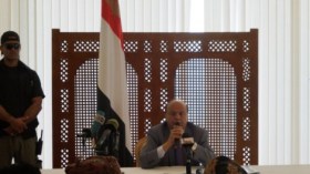 إخلاء القصر الرئاسي في عدن بعد قصفه بطائرة للحوثيين