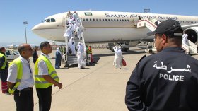 محتالة تقبض 75 مليونا من الضحايا مقابل حج وهمي!