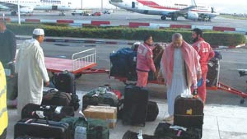 ديوان الحج يمنع الوكالات السياحية من التعامل المباشر مع السفارة السعودية