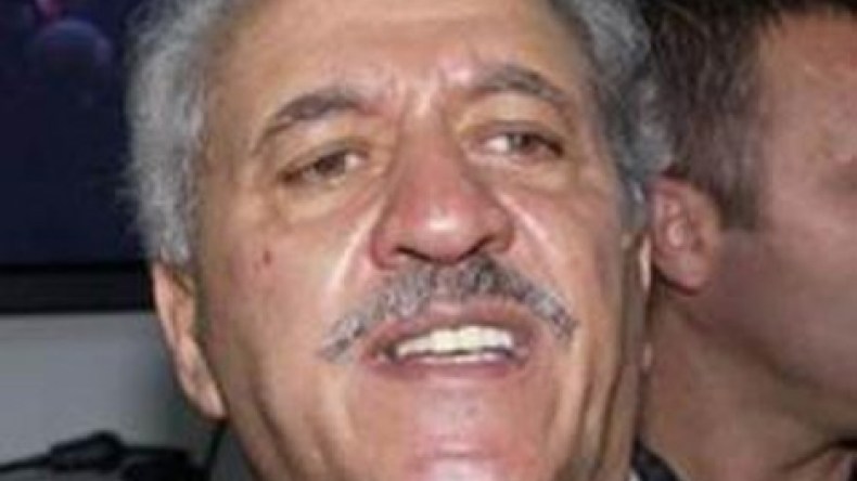 بلخادم سبق سعداني في ترشيح بوتفليقة.. وعودة أويحيى واردة