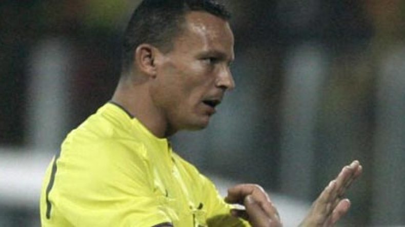 تعيين حيمودي لقيادة القمة الكلاسيكية بين الزمالك والاهلي