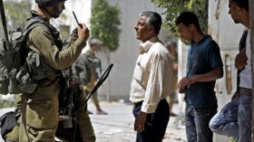 الاحتلال يعتقل اثنين من حماس في ضواحي القدس