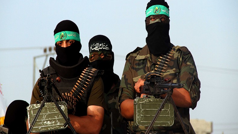 القسام تفتتح مخيمات عسكرية لـ”طلائع التحرير” في غزة