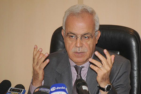 Minister: financial crisis reduce public advertisement sources