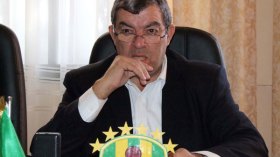 حناشي يتهم اللاعبين القدامى بمحاولة تحطيم الشبيبة