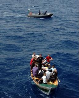 Italian authorities arrest 17 Algerian illegal immigrants in Lampedusa