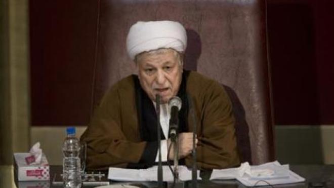 محكمة إيرانية تقضي بسجن نجل رفسنجاني في قضايا فساد