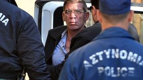 قبرص ستسلم خاطف الطائرة المصرية للقاهرة