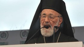 الفلسطينيون ينعون المطران كابوتشي