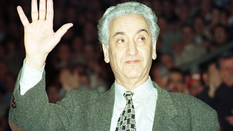 التهميش طال الراحل آيت أحمد وتغييب دور عائلته في الثورة متعمّد