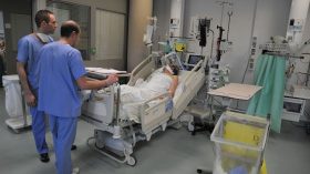 Un plan d’urgence en faveur de l’”humanisation” des hôpitaux