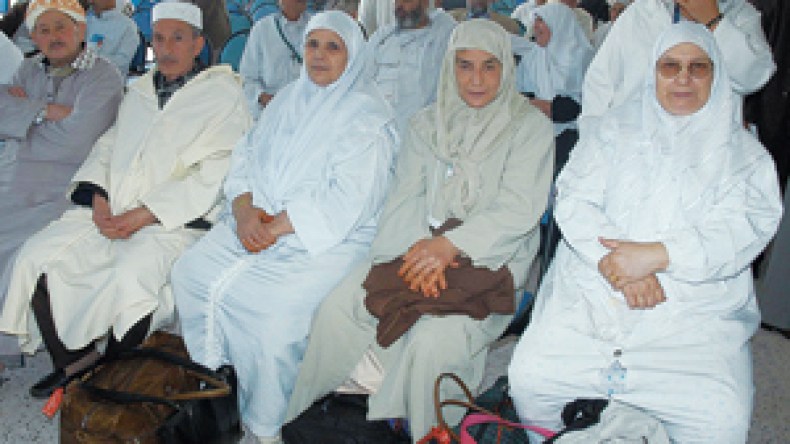 فتح أربعة مطارات أمام الحجاج قبل نهاية العام