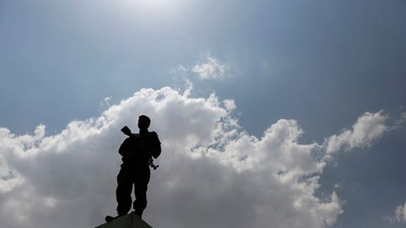 طائرات التحالف تقصف مجمعاً أمنياً في صنعاء