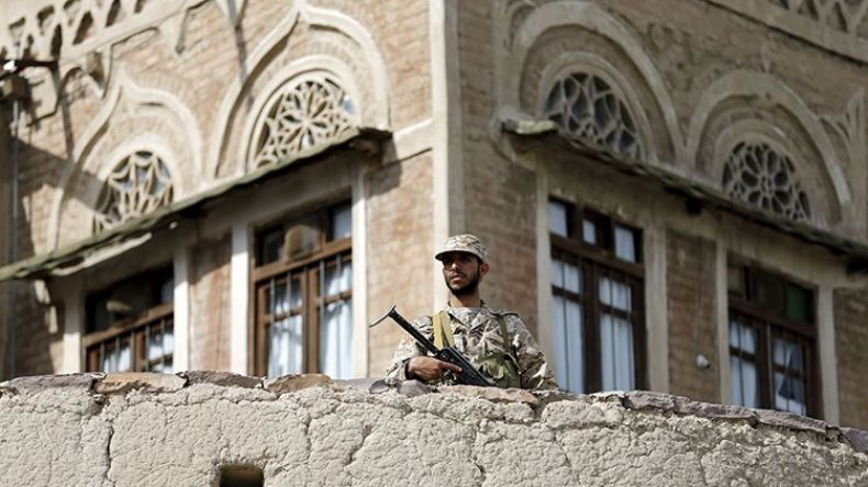 ارتفاع عدد قتلى غارة على حفل زفاف في اليمن إلى 131