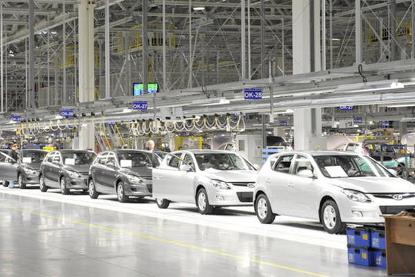 Expert: Algerian car can not be made before 3 years