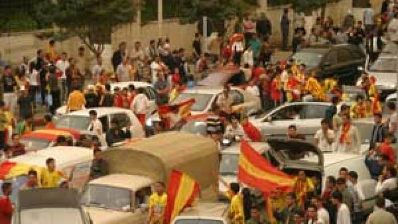 حسين داي  عادت 30 سنة للوراء في احتفالية غير مسبوقة