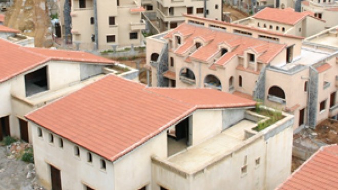 مقاولون “نهبوا” عقارات وأراضٍ بالعاصمة دون دفع ثمنها