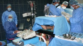 غلق 5 عيادات خاصة وإنذارات لأخرى تبزنس بصحة الجزائريين