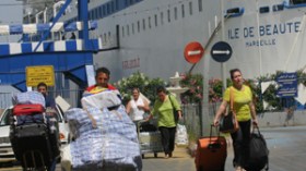 10‭ ‬آلاف‭ ‬مغترب‭ ‬دخل‮ ‬الجزائر‭ ‬خلال‭ ‬اليومين‭ ‬الأخيرين‮ ‬