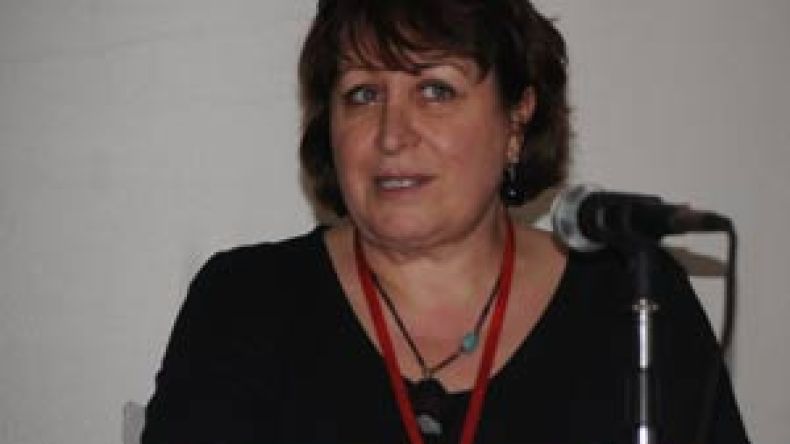 الحرب في العراق أخرجتني من ثوب الصحافة لعالم الرواية