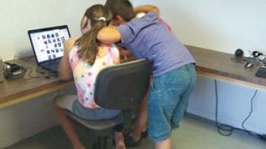 Drafting of national charter to regulate Internet use by youngsters