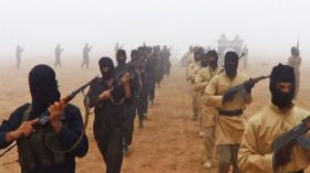 داعش يعدم 16 شخصاً من عشيرة سنية عراقية