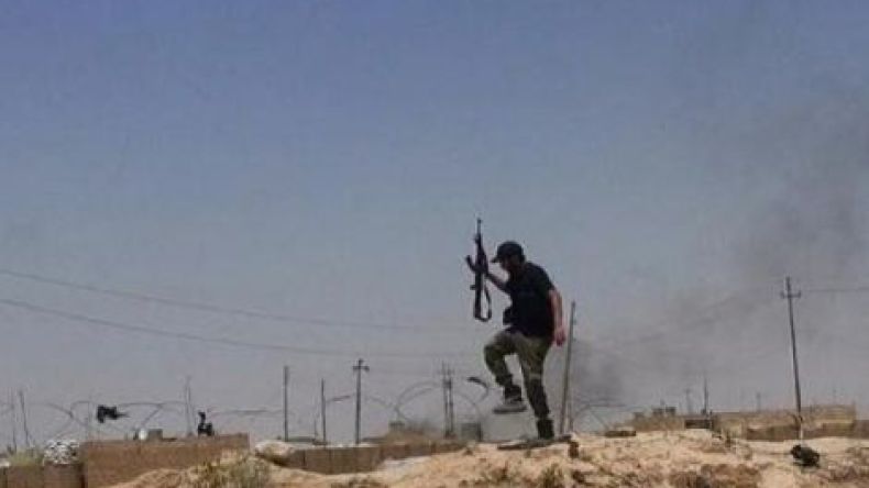 خمسة بريطانيين ينضمون لداعش أسبوعياً