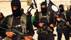 داعش يعدم ثلاثين مدنياً حرقاً وذبحاً وبالرصاص في قرية سورية