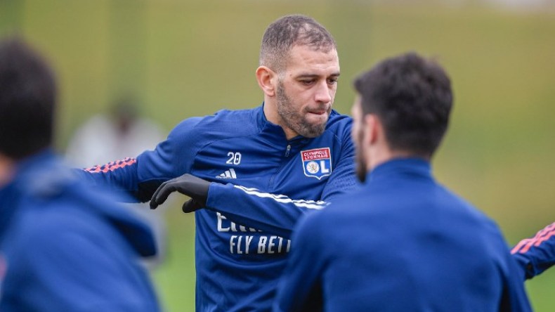 لمّا يُؤدّي سليماني أغنية “عيشة”!