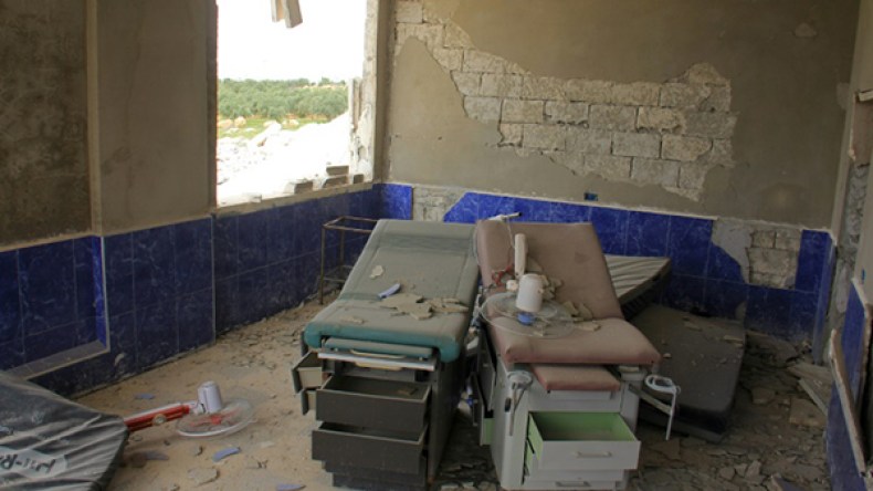 مقتل 10 مدنيين بينهم رضيعان في قصف على مستشفيين في إدلب