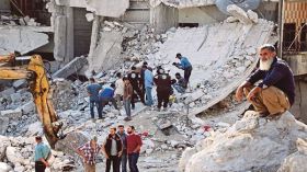 مقتل 22 مدنياً بينهم أطفال في غارات شمال غرب سوريا