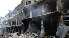 مقتل 28 مدنياً في ضربات جوية على إدلب