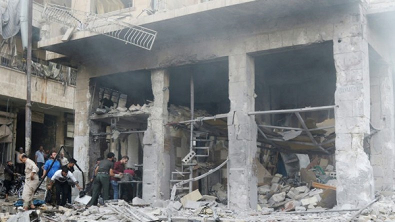 مقتل 19 مدنياً في قصف جوي في إدلب السورية