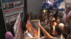 ادارة الصالون تمنح للشروق مركزا لبيع مذكرات زبيري