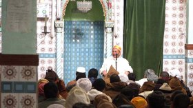 مجلس الشيوخ الفرنسي يراقب تكوين الأئمة في المعاهد الجزائرية