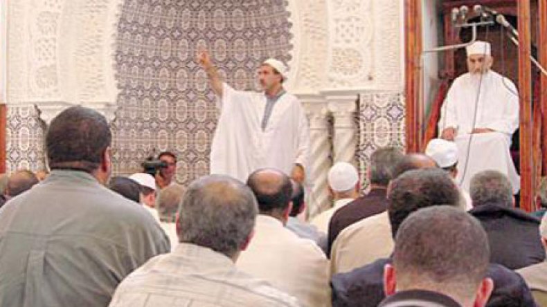 غلام الله يحذر الأئمة من استخدام المنابر للدعاية الحزبية