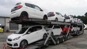 بوشوارب: تحديد كوطة سيارات 2017 قريبا!