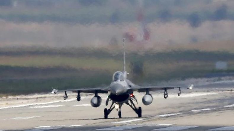 تركيا تقصف المسلحين الأكراد ومقتل 27 على الأقل