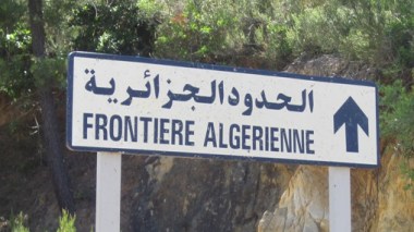 Algerians Trapped In Hell In Tunisia