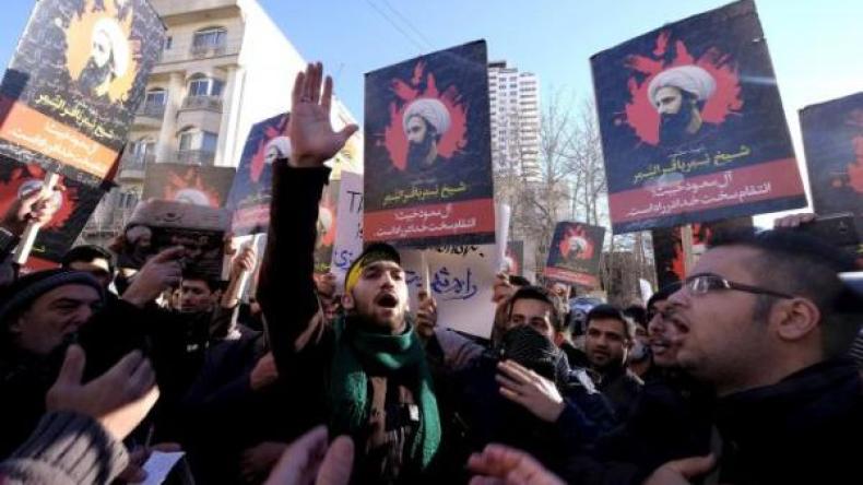 الإمارات تخفض تمثيلها الدبلوماسي مع إيران