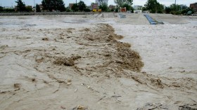 35 قتيلاً في فيضانات في إيران