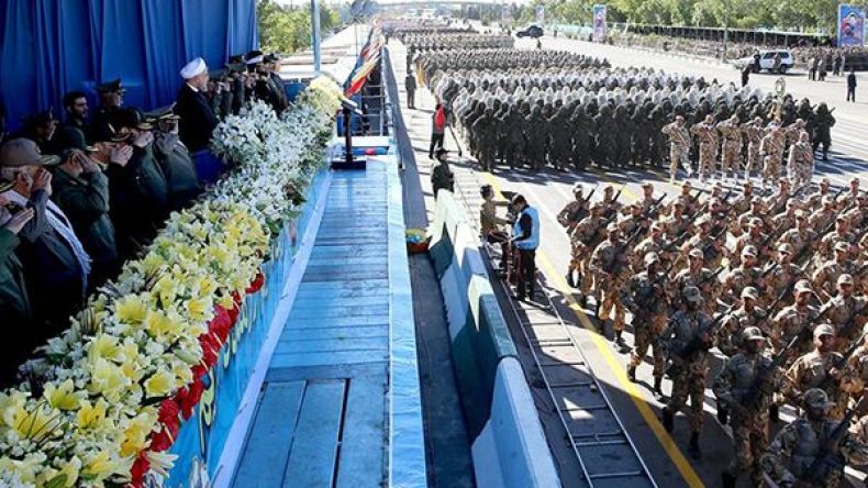 إيران تستعرض نظام إس-300 الدفاعي الروسي