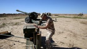 القوات العراقية تهاجم مواقع لـ”داعش” جنوبي الموصل